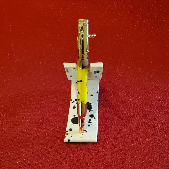 Lever Action Ink Pen with Gun Case - Picture 2 of 4